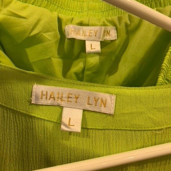 - Hailey Lyn 2 Piece Casual Pant Suit - Picture 7 of 8